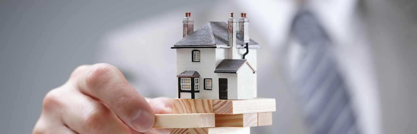 buying a house during a recession